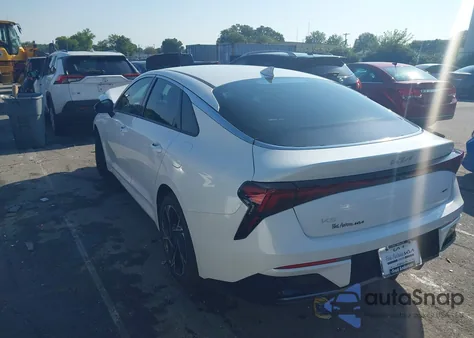 2025 Kia K5 Gt-Line z USA, uszkodzony, nr VIN KNAG64J7XS5353624